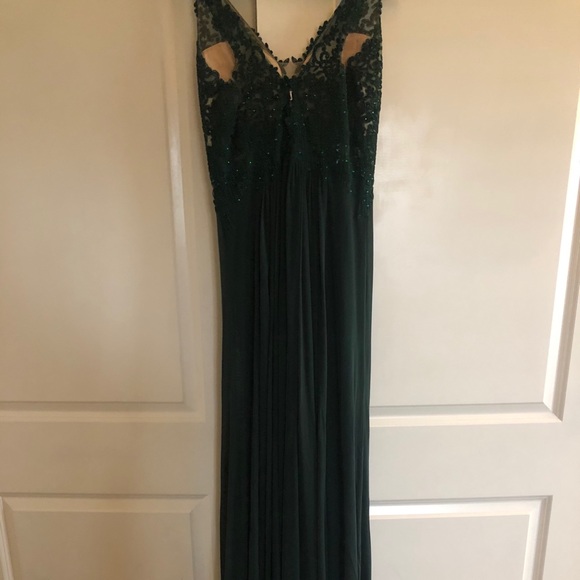 Faviana Dress - Picture 7 of 10